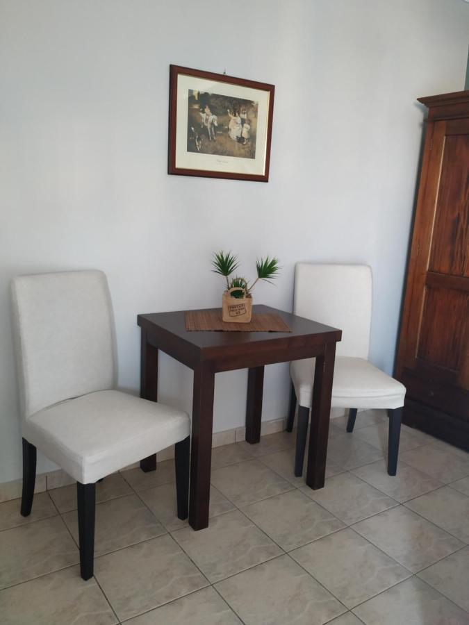 N&Μ Apartment Methana Ngoại thất bức ảnh