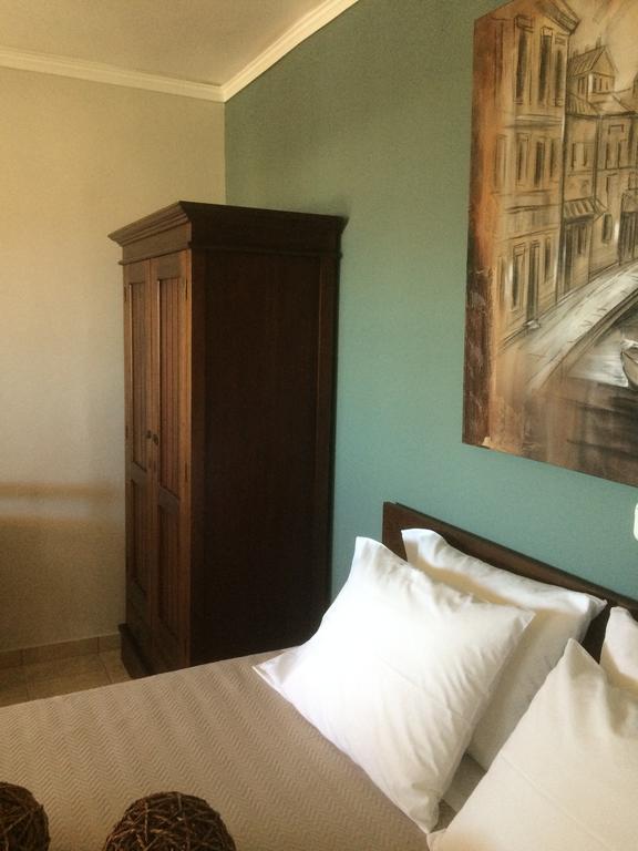 N&Μ Apartment Methana Ngoại thất bức ảnh